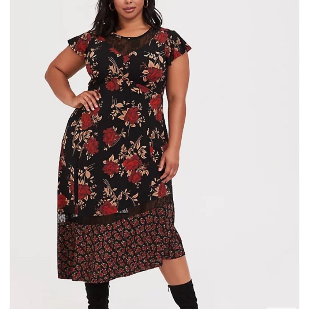 Torrid BLACK LACE & STUDIO KNIT FLORAL ASYMMETRICAL MIDI DRESS